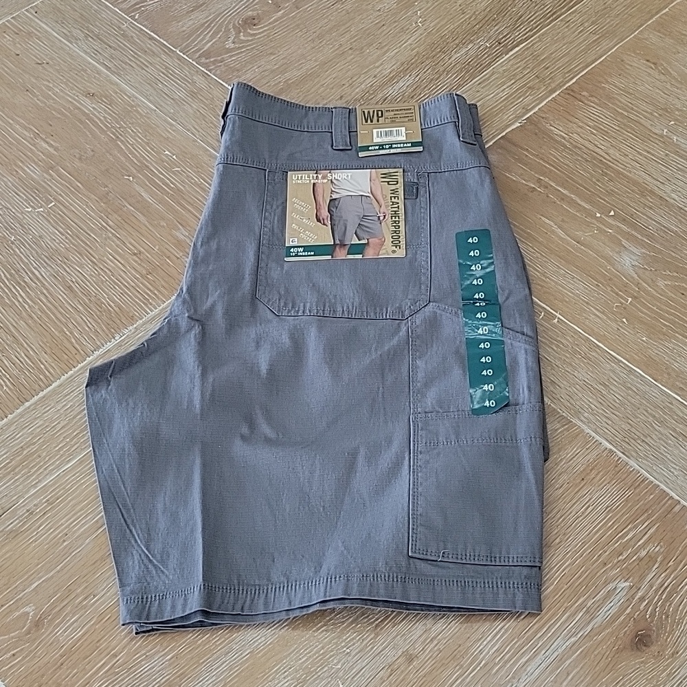 Weatherproof Trail Utility Shorts Secure Pocket 10" Inseam Gray Size 40 NWT